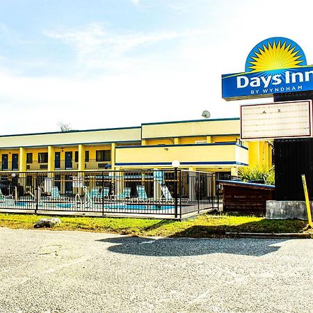 Days Inn By Wyndham Little River Exterior foto