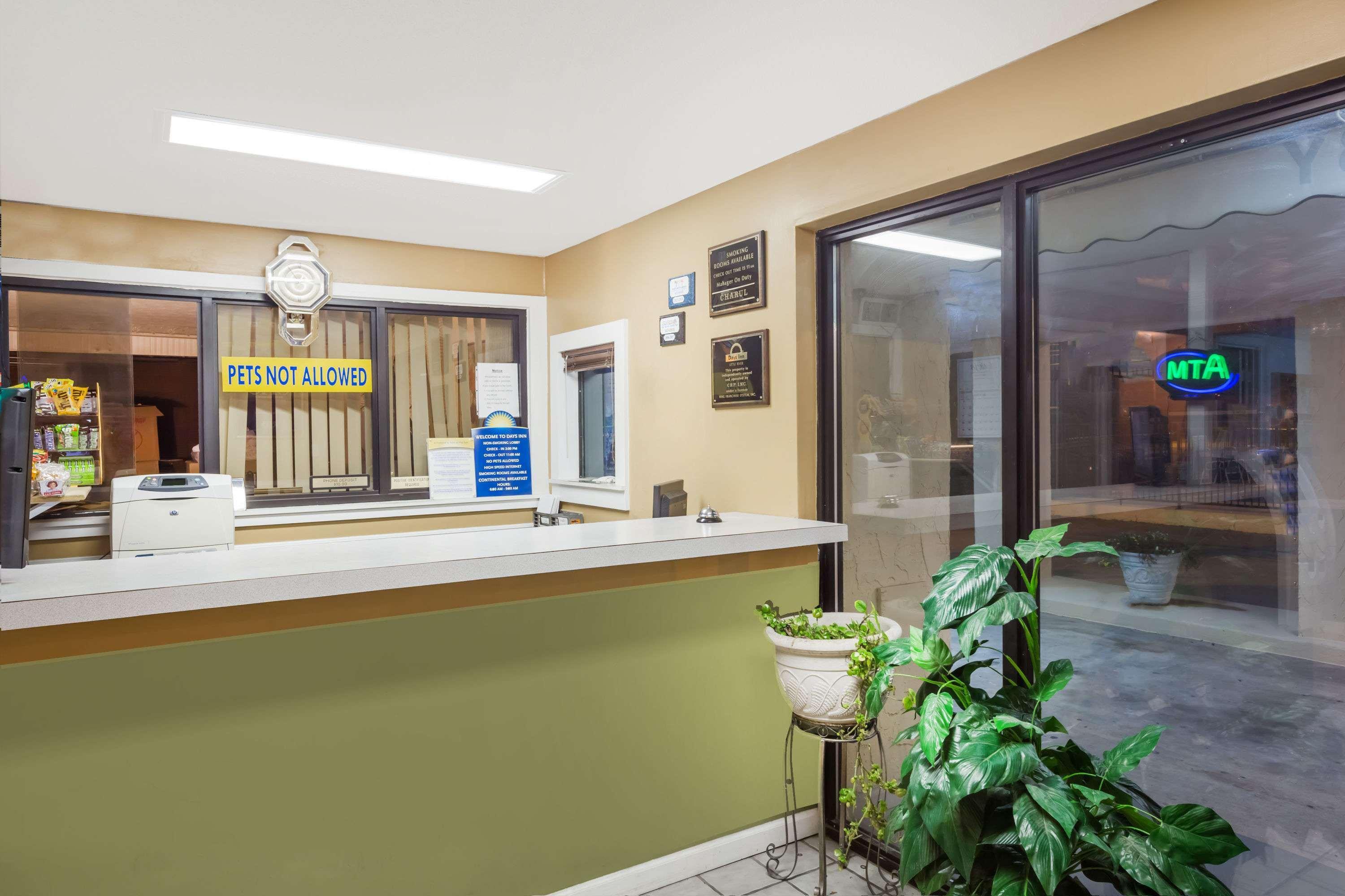 Days Inn By Wyndham Little River Exterior foto