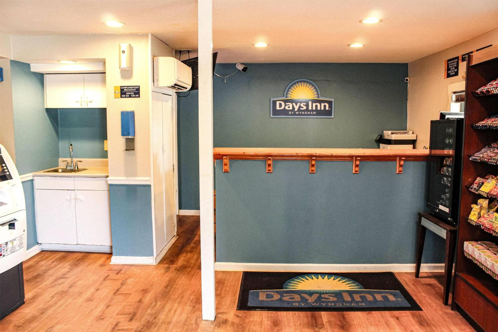 Days Inn By Wyndham Little River Exterior foto